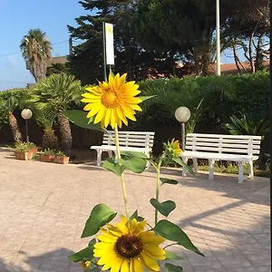 Frühstückspension Fiori Gialli Caucana, Santa Croce Camerina