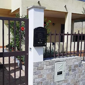  Casa vacanze Falcon House